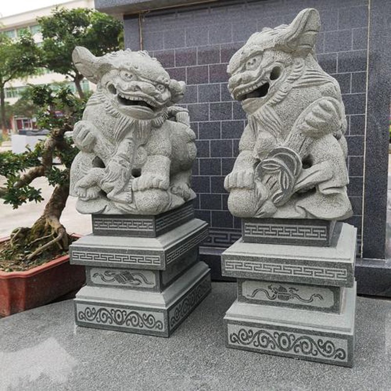 人物石雕：艺术的匠心独运
